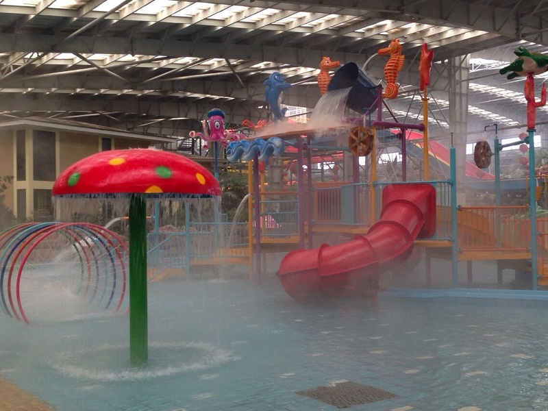 水上樂(lè)園設(shè)備廠家